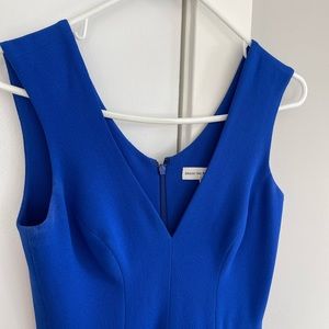 Dress the population blue Sandra plunge crepe trumpet gown